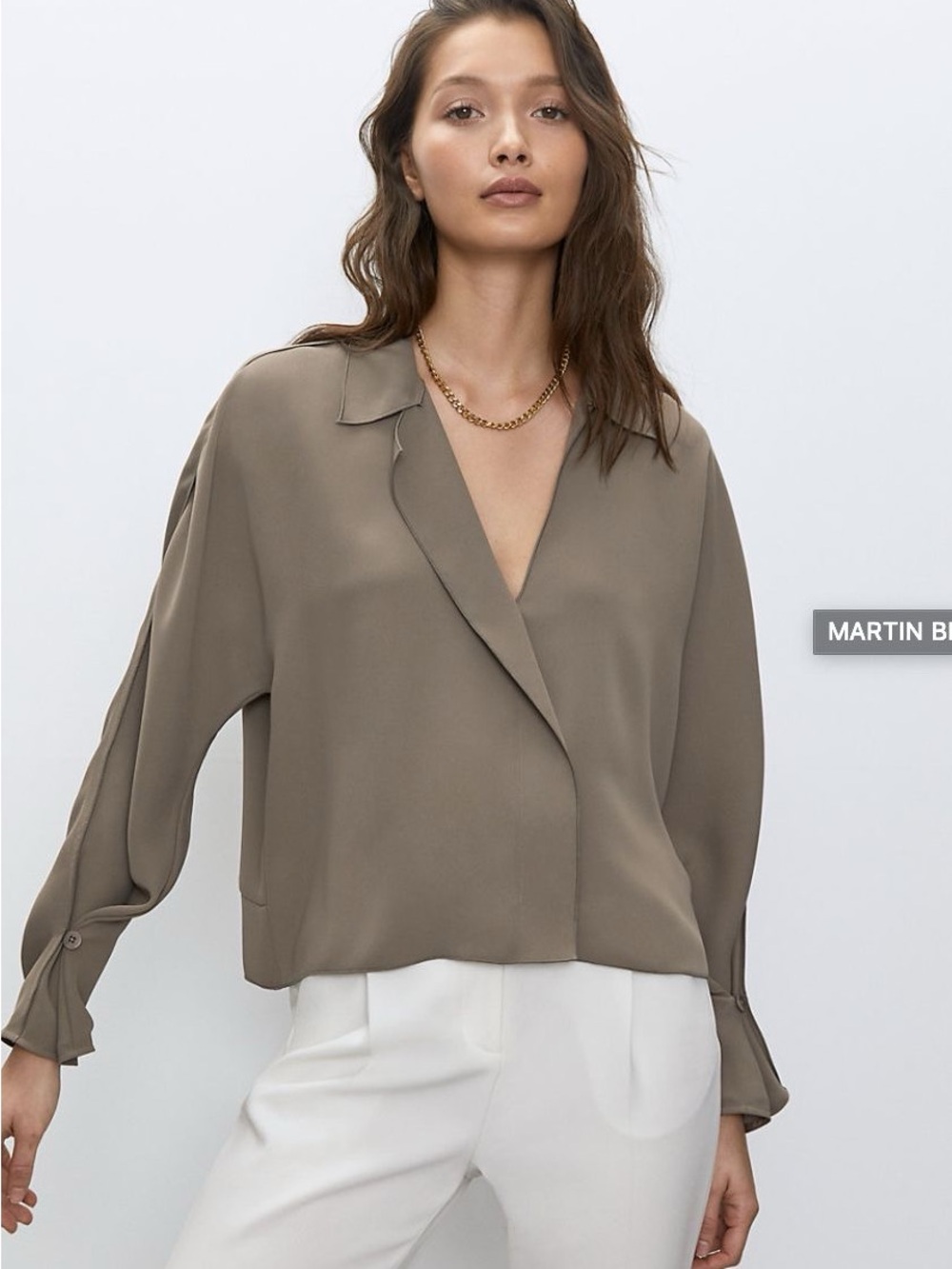 Aritzia Babaton Martin V-Neck Blouse